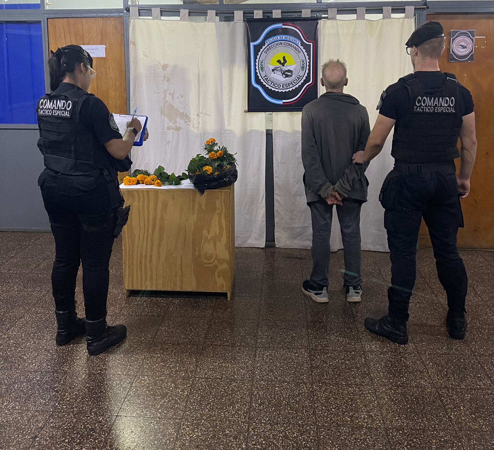 Posadas: detienen a un hombre por robar plantas en el centro de la ciudad 